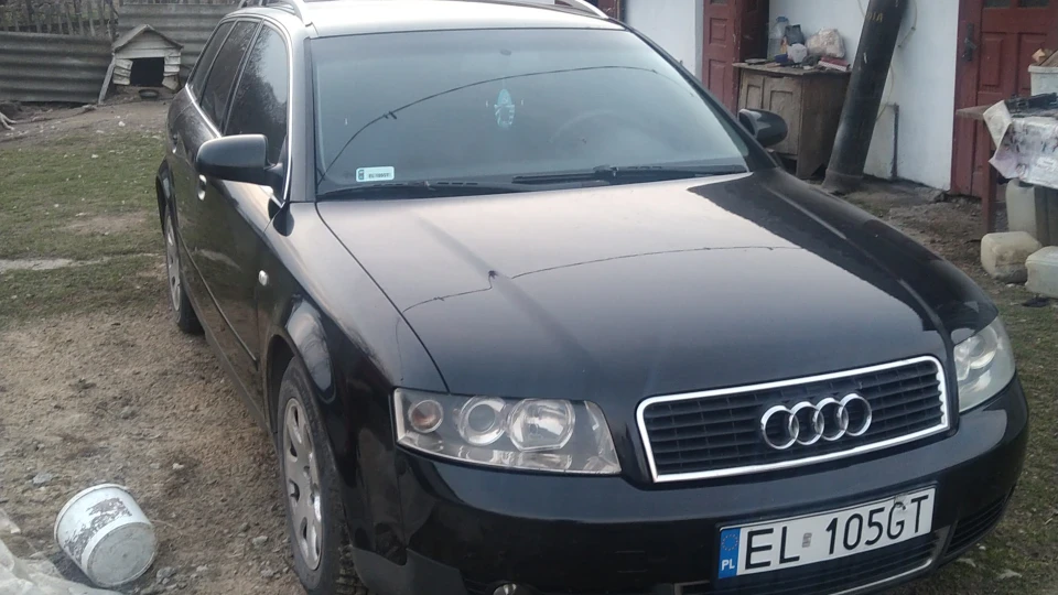 Audi A4 Avant Чорний Фрегат)