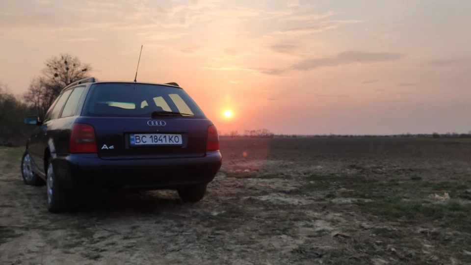 Audi A4 Avant Мала 5