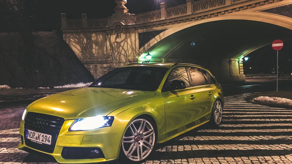 Audi A4 Avant S-LINE BiTurbo-diesel 2