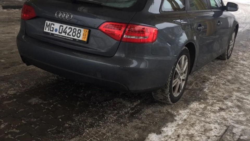 Audi A4 Avant S line 3