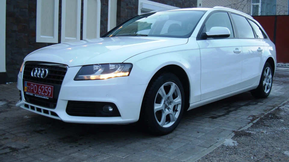Audi A4 Avant Тракторець 3