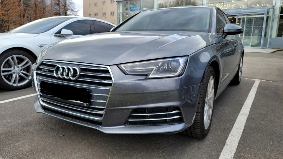 Audi A4 2