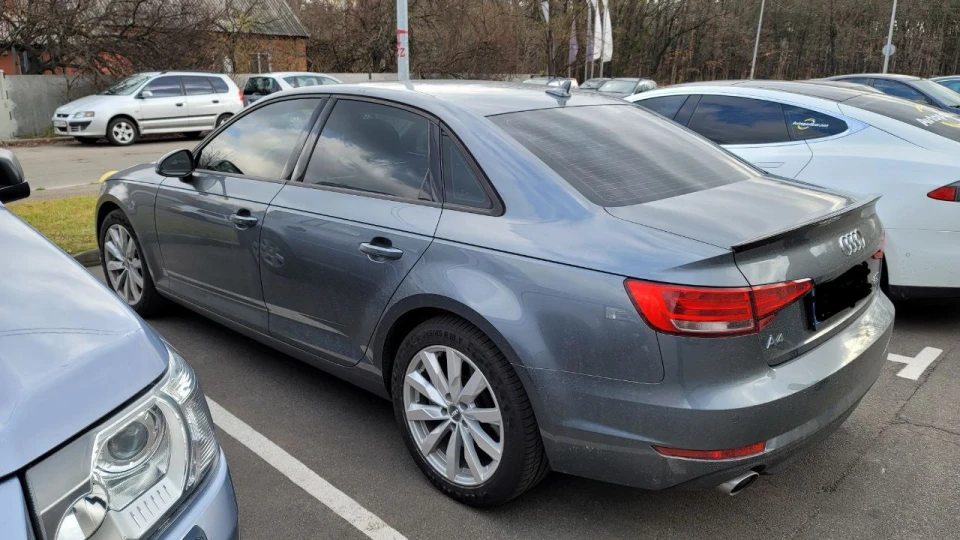 Audi A4 3