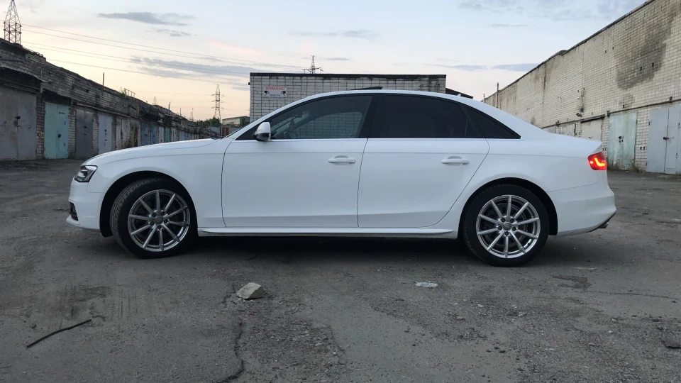 Audi A4 2