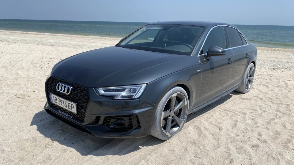 Audi A4
