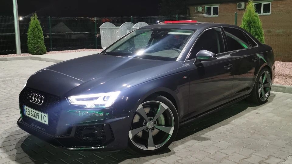 Audi A4 3
