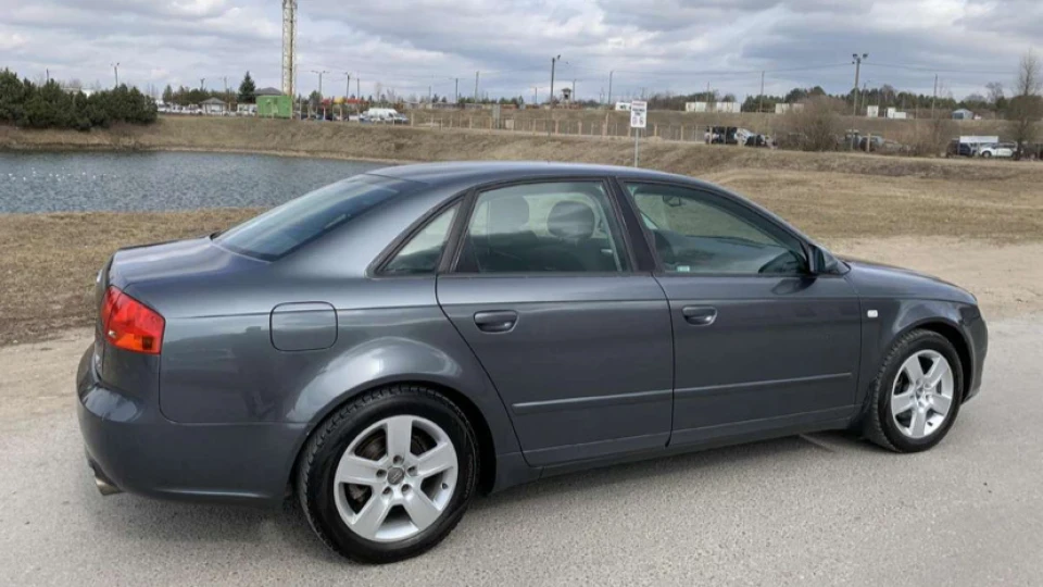 Audi A4 2