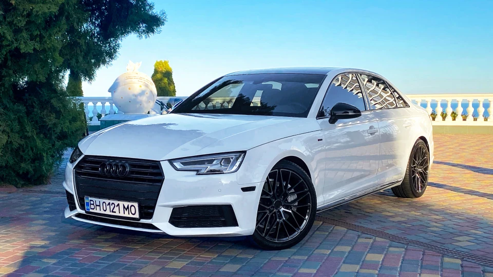 Audi A4 2