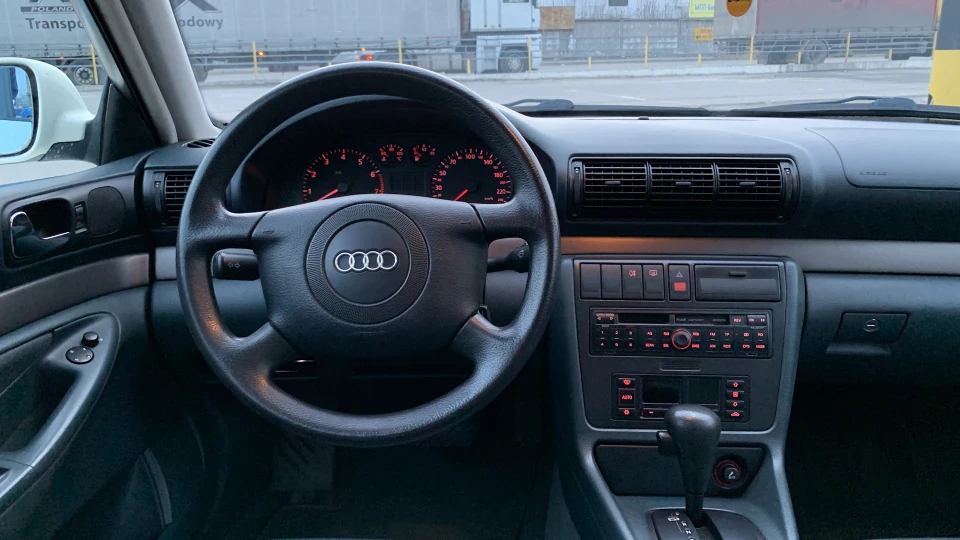 Audi A4 3
