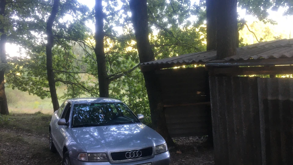 Audi A4 1.6 сріблястка 5