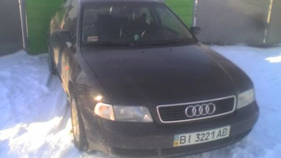 Audi A4 1.6i 5