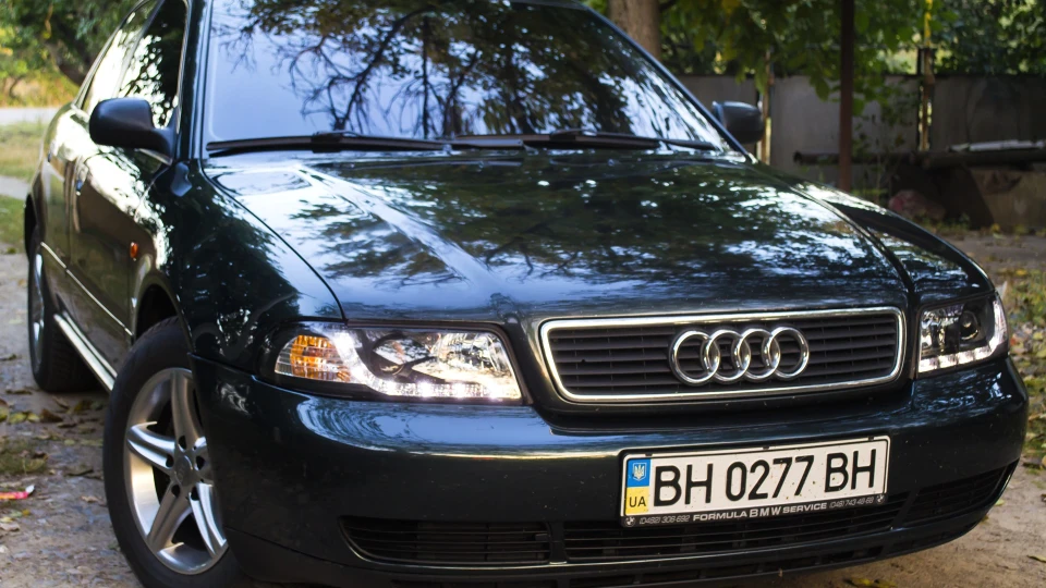 Audi A4 1.8 adr 125 к.с.(очі) 4