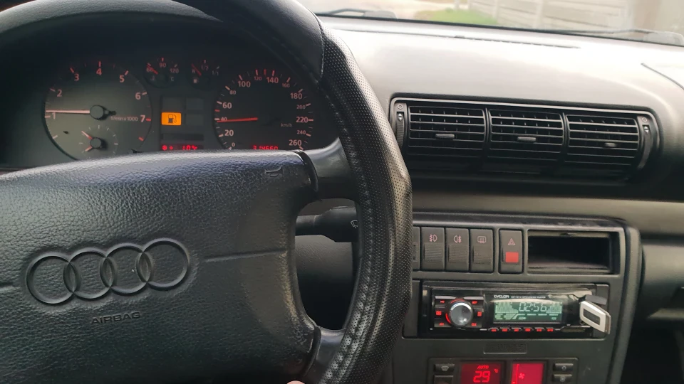 Audi A4 1.8 adr бенз/газ 125 к.с. 4