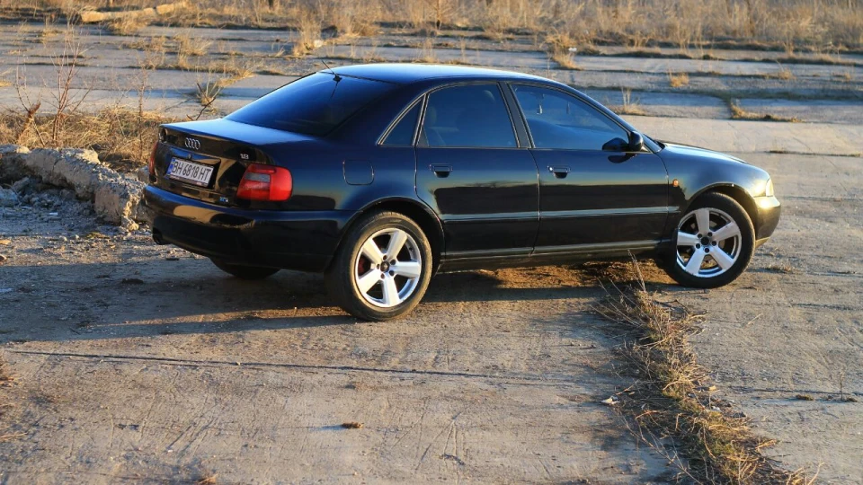 Audi A4 1.8 АDR