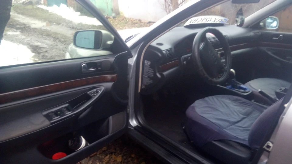 Audi A4 1,8 звичайний АТМО 3