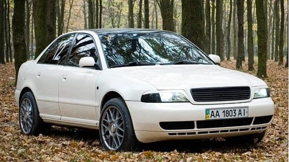 Audi A4 1.8 quattro 2