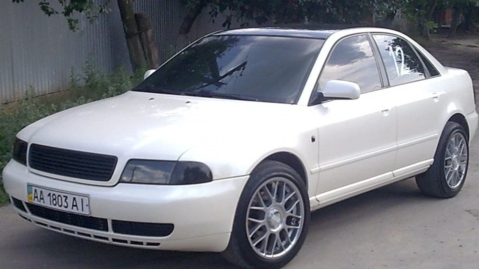 Audi A4 1.8 quattro 5