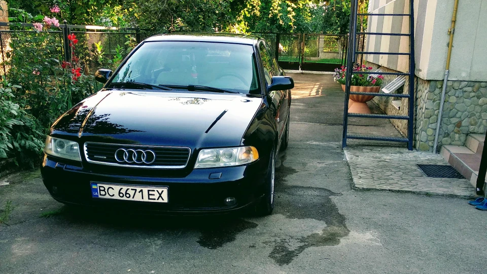 Audi A4 1.8 tq USA quattrofrau