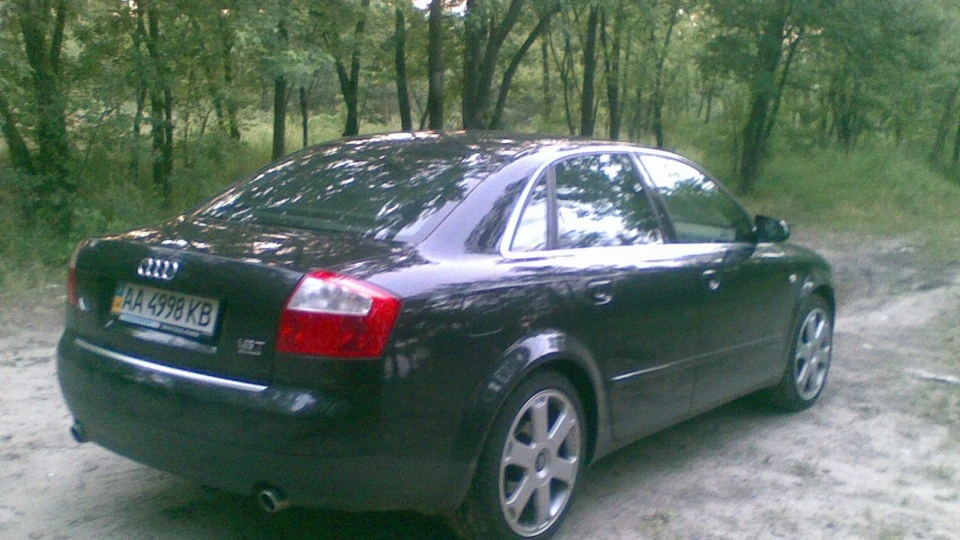 Audi A4 1.8 T(red) quattro 3