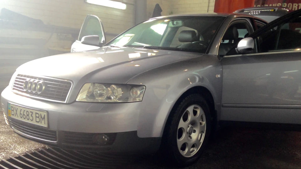 Audi A4 1.8 трубо 3