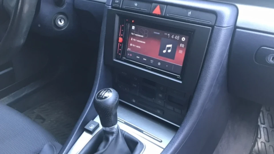 Audi A4 1.8 турбо 5