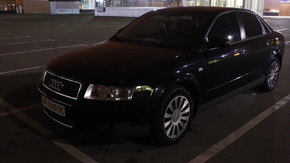 Audi A4 1.8 турбо 3
