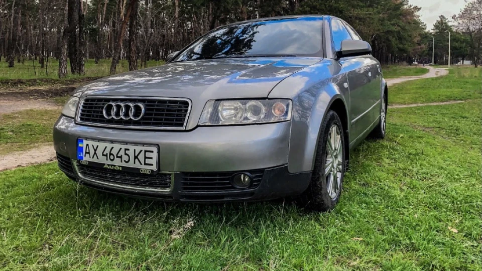 Audi A4 1.8 turbo 2