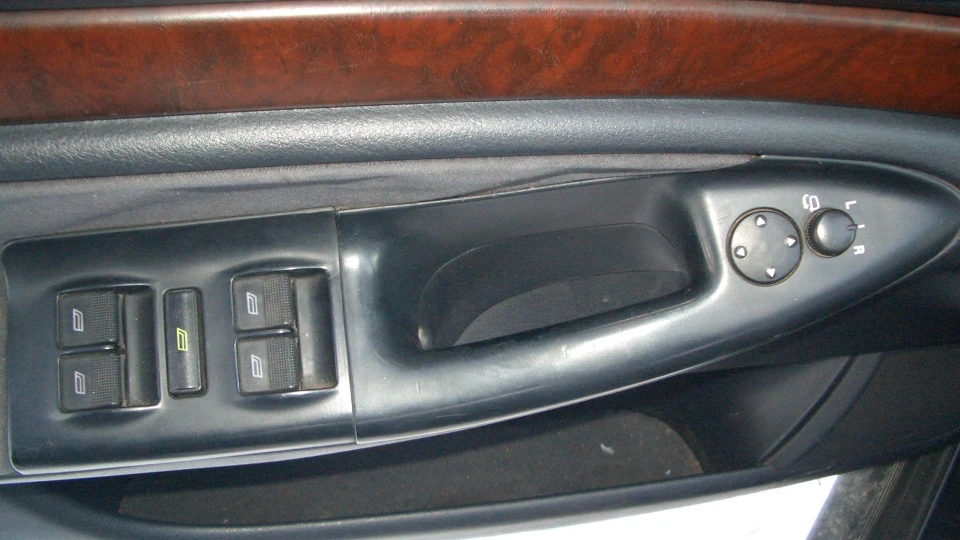 Audi A4 1,8 turbo 5