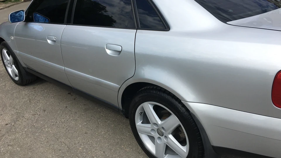 Audi A4 1.8 3