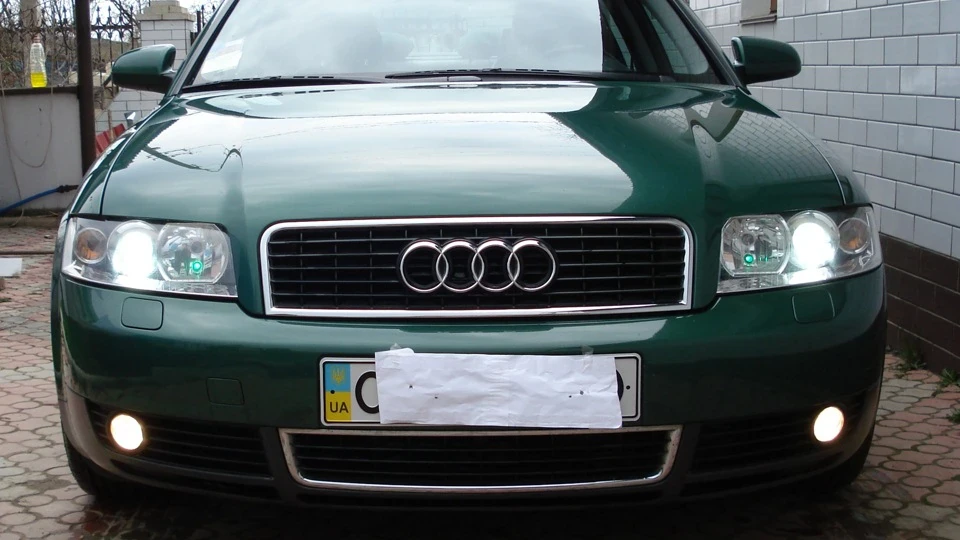 Audi A4 1,8Т 4