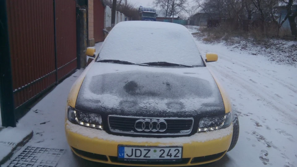 Audi A4 1.9 турбо 4