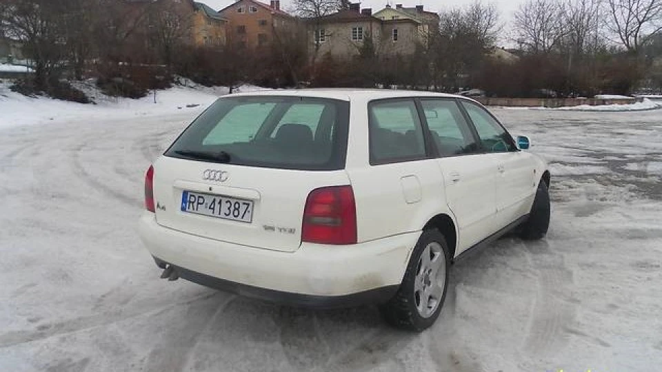 Audi A4 1.9TDI 4