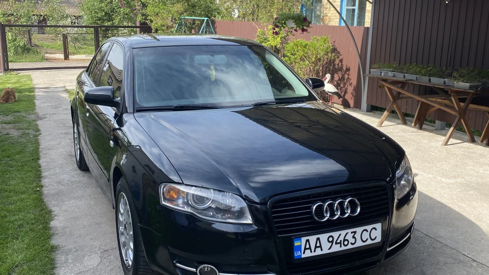 Audi A4 2.0 TDI 4