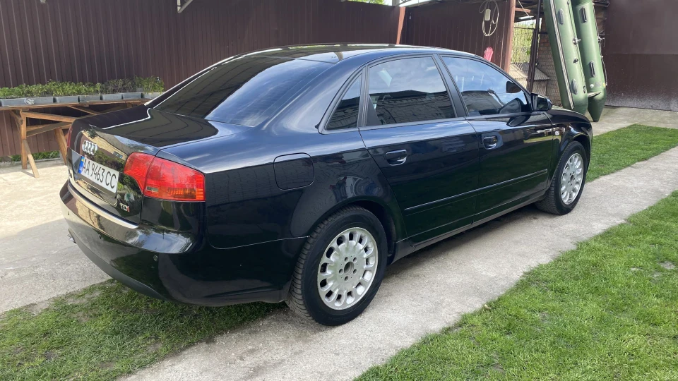 Audi A4 2.0 TDI 5