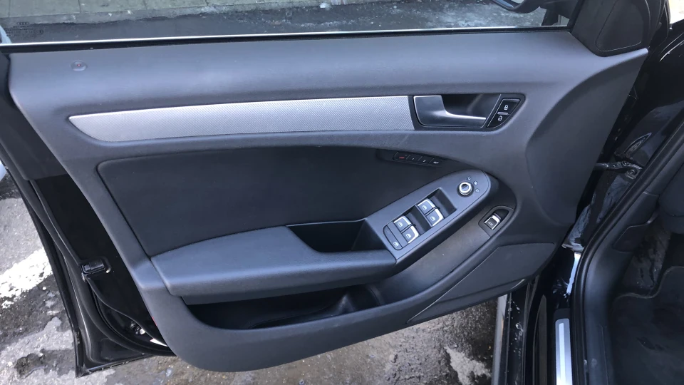 Audi A4 2.0 TFSI quattro S-line 2