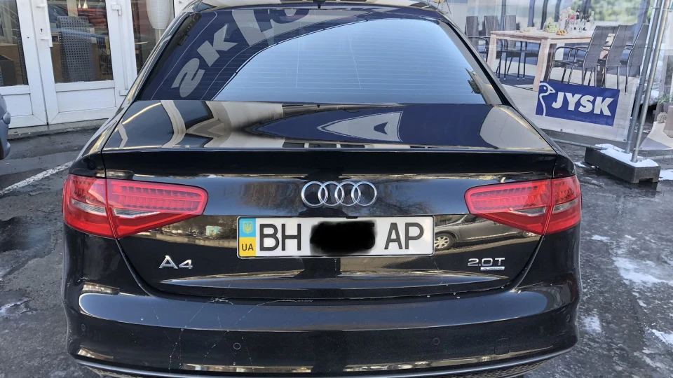 Audi A4 2.0 TFSI quattro S-line 5