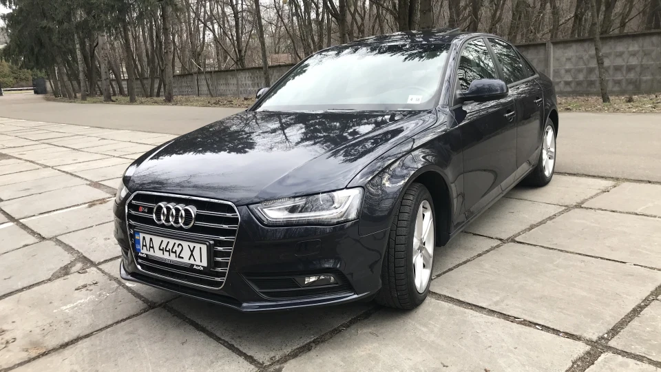 Audi A4 2,0 TFSI Quattro USA