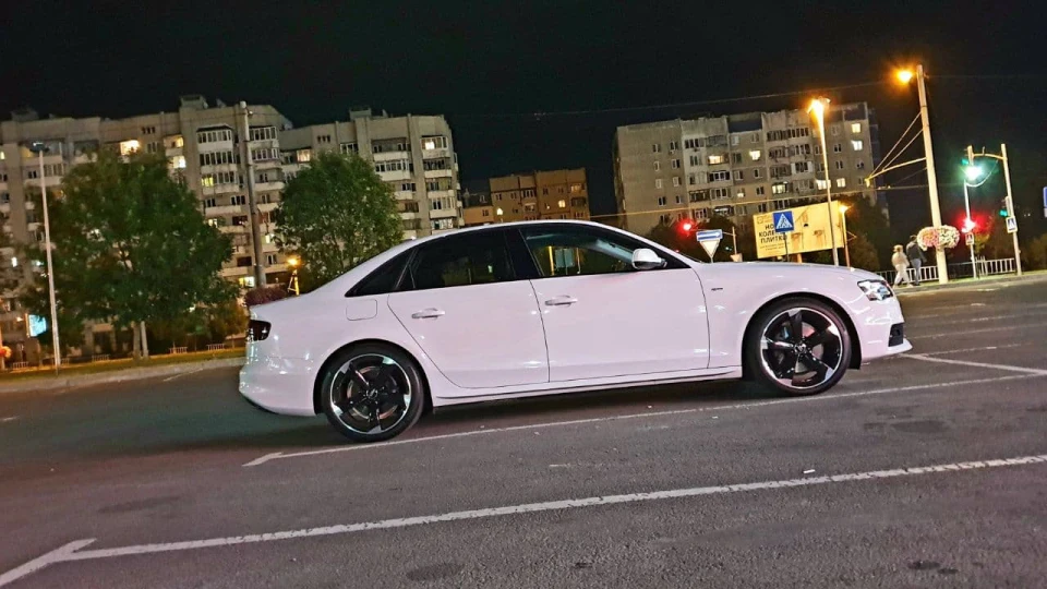 Audi A4 2.0 TFSI Quattro 3