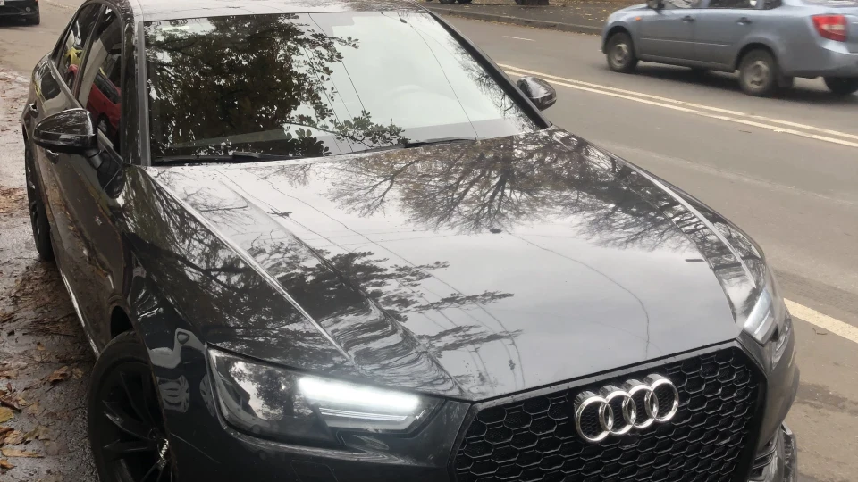 Audi A4 2.0 ultra 2