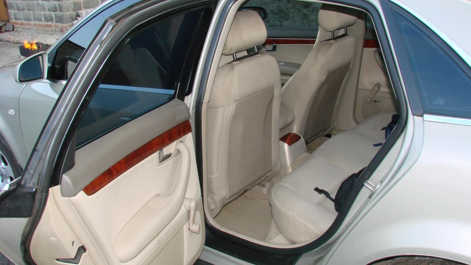 Audi A4 2.0ALT 3