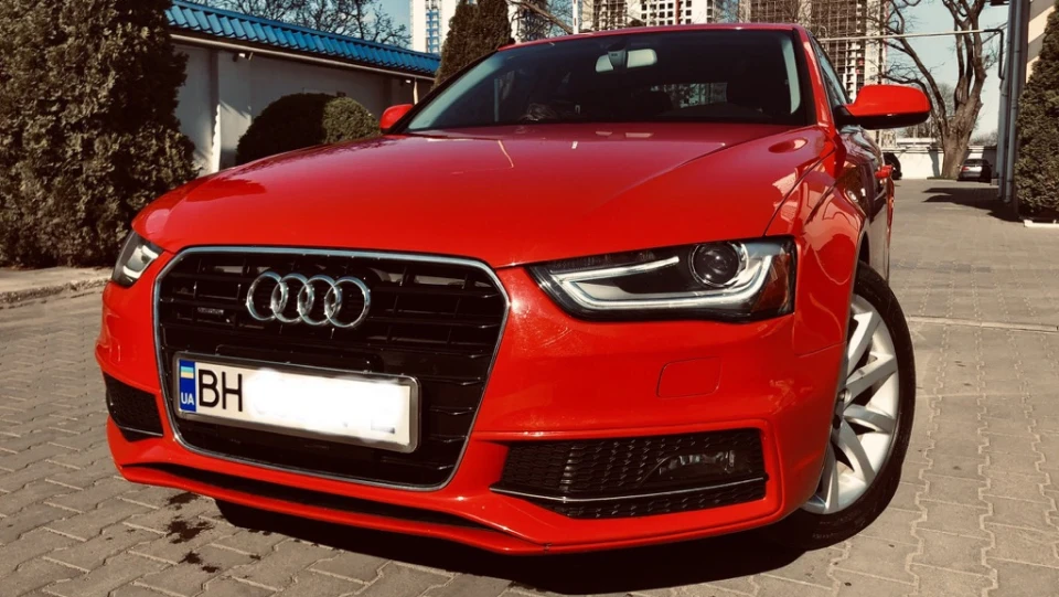 Audi A4 2.0T Quattro 4