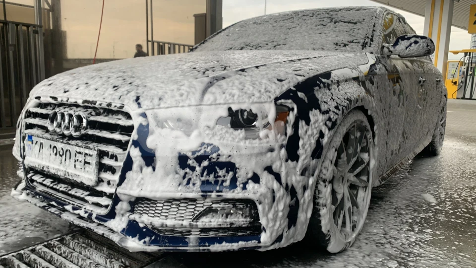Audi A4 2.0TFSI 3