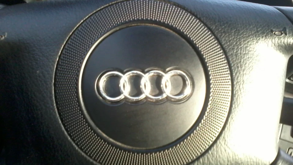 Audi A4 2.5TDI quattro 2