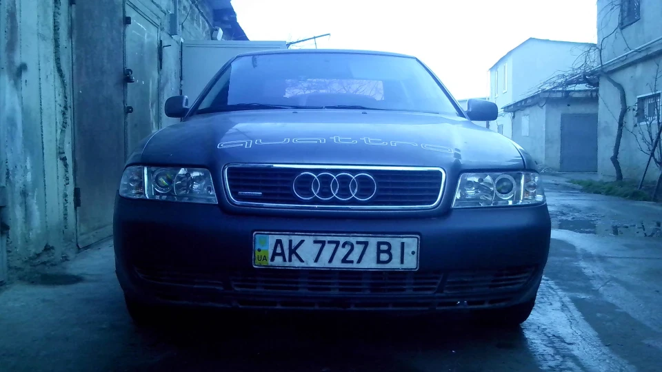 Audi A4 2.6 quattro 4