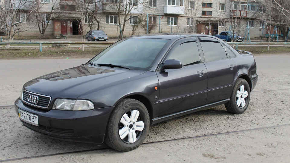 Audi A4 2.6 3
