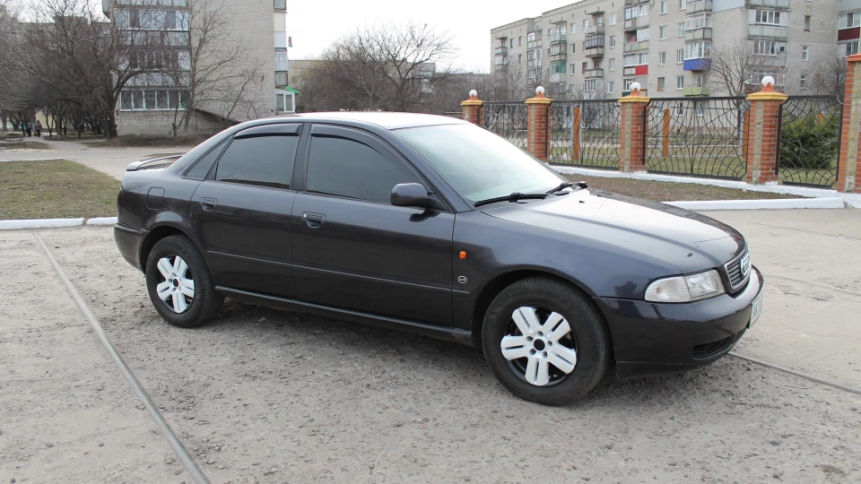 Audi A4 2.6 4