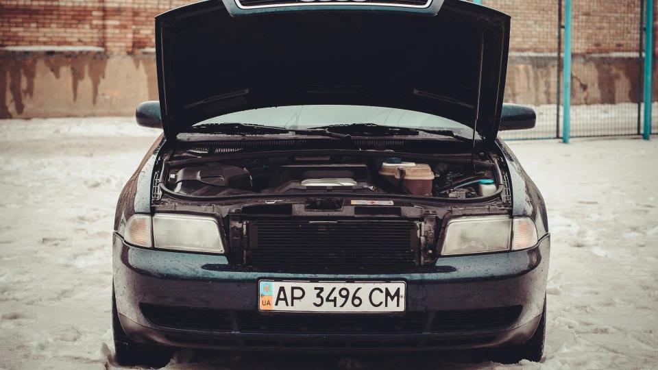 Audi A4 2.6L Атмосфера) 3