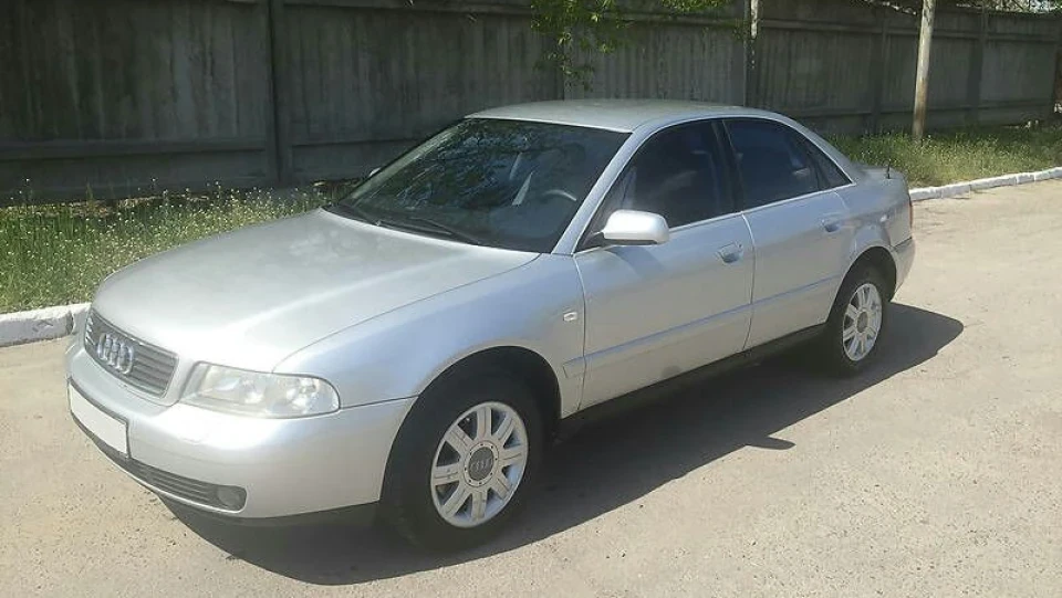 Audi A4 2.8 V6 Quattro 5V APR