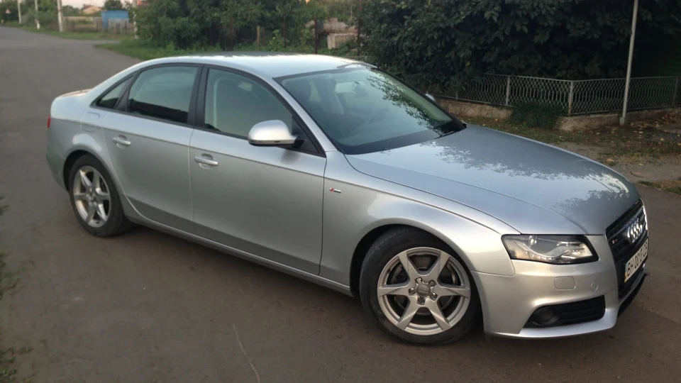Audi A4 аля S line 5