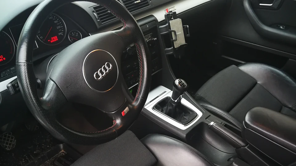 Audi A4 B6 Sline 2